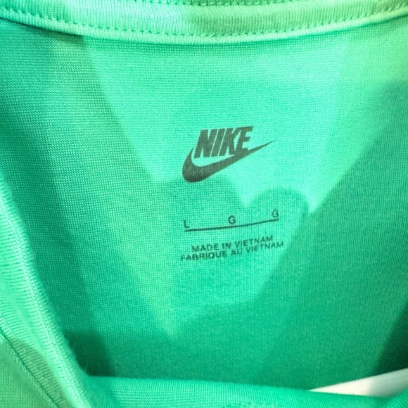 NWT Women’s NIKE Sportswear Tight Midi dress- green. Size Large - Picture 7 of 10